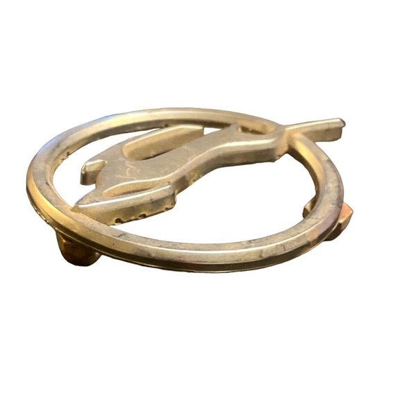 Vintage 1960s Chevrolet Impala Vintage Metal Badge Emblem 4877314 T - Picture 2 of 4